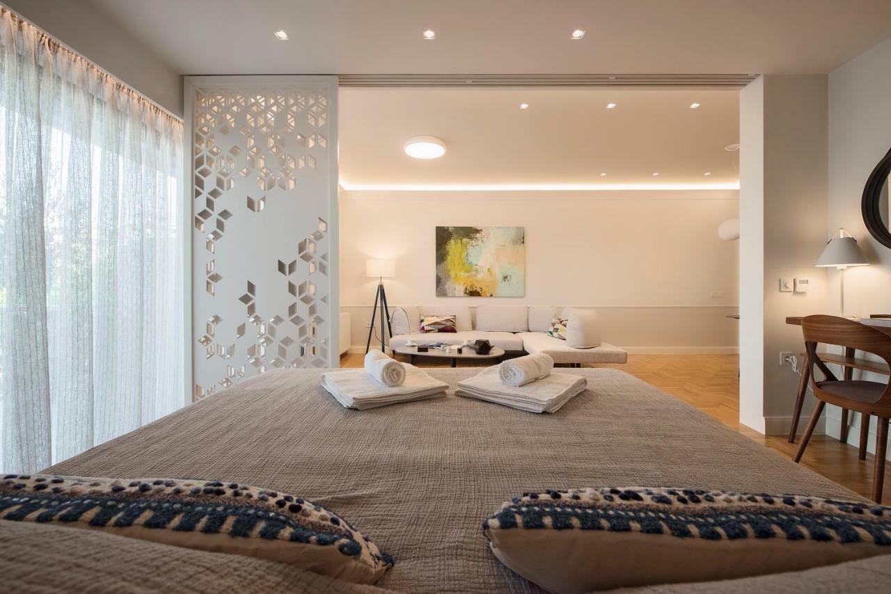Chic Central Athens Apartment At Mavilli Sq. Экстерьер фото