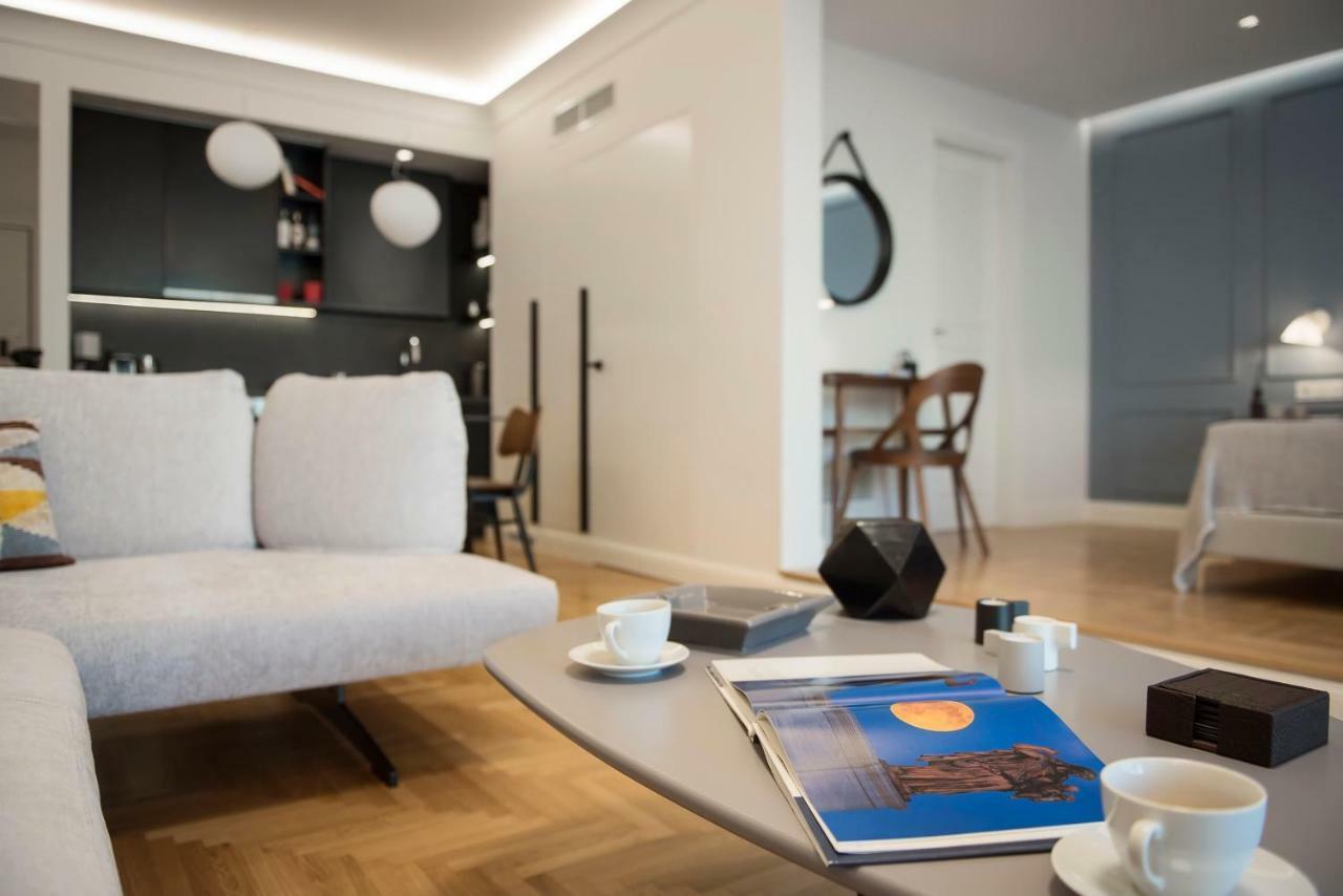Chic Central Athens Apartment At Mavilli Sq. Экстерьер фото
